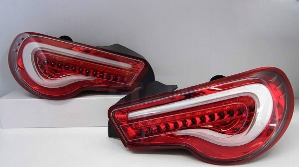 VALENTI Clear Red LED Tail light for Toyota 86 FT86 GTS Subaru BRZ ZN6 Dynamic Blinker taillights