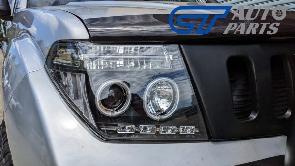 Black Dual LED Halo Projector Headlight for 04-11 Nissan Navara D40 PathFinder R51 Head lights