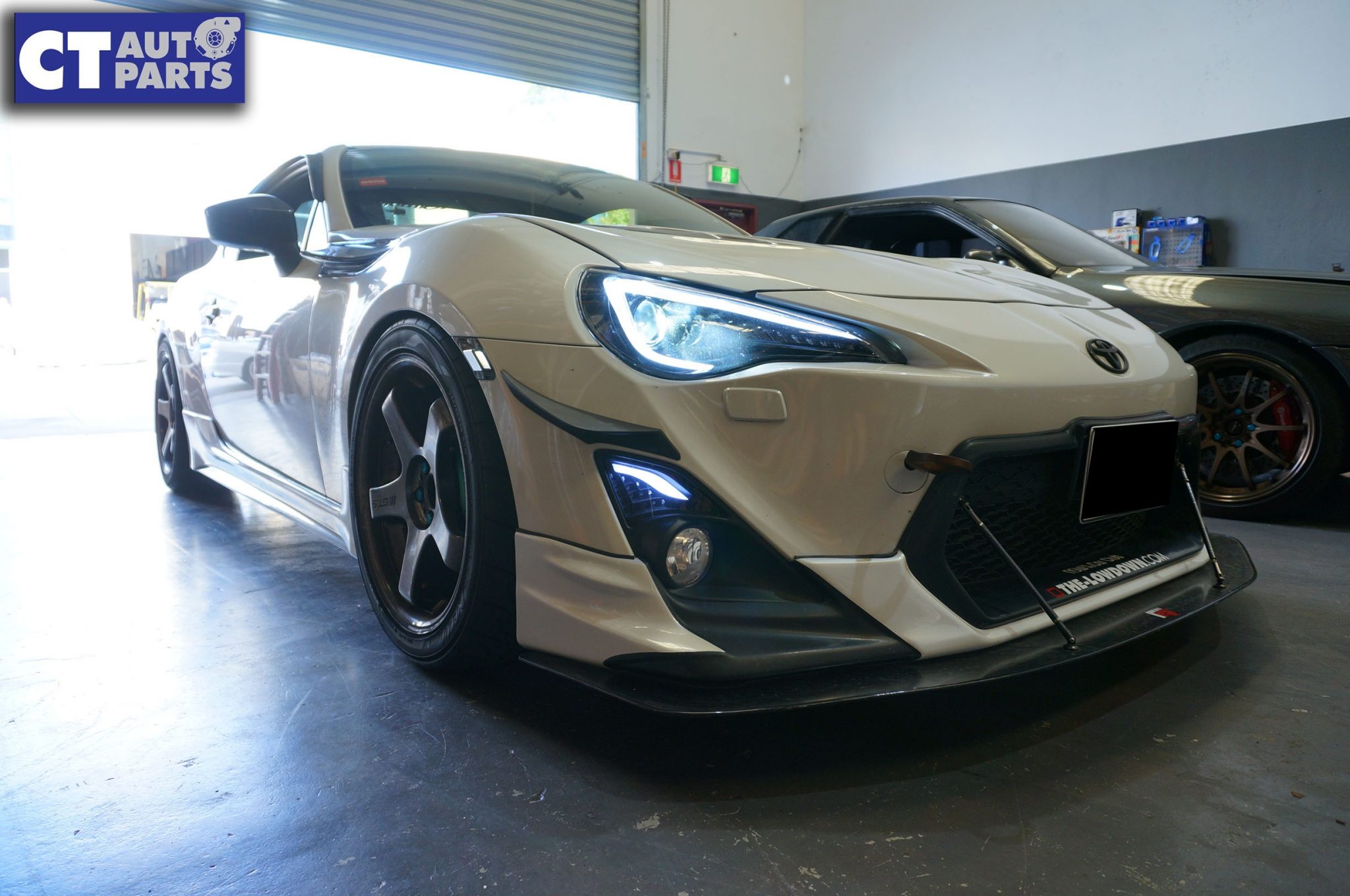 OEM Style VLAND LED DRL Projector Headlight Dynamic Signal for 20122020 Toyota 86 GTS / Subaru