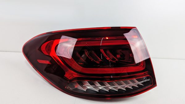 OEM style Rear Left Taillight for 20-22 Mercedes GLC X253 tail lights