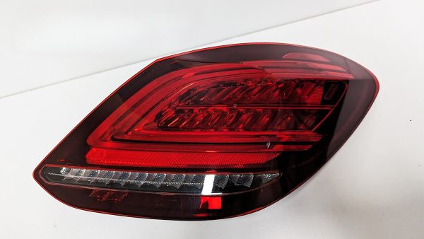 OEM style Facelift Rear Right Taillight for 2014-2021 Mercedes C Class W205 tail light