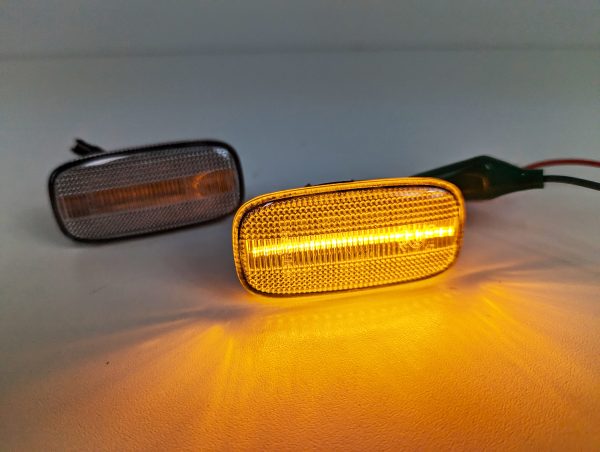 Clear Dynamic LED Indicator blinker light for 99-02 Nissan Silvia S15 200SX Spec R